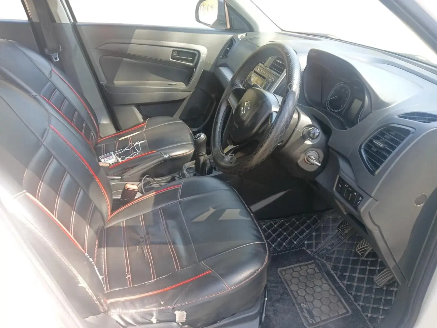 2017 Maruti Vitara Brezza VDI (O), Diesel, Manual, 89,842 km, interior