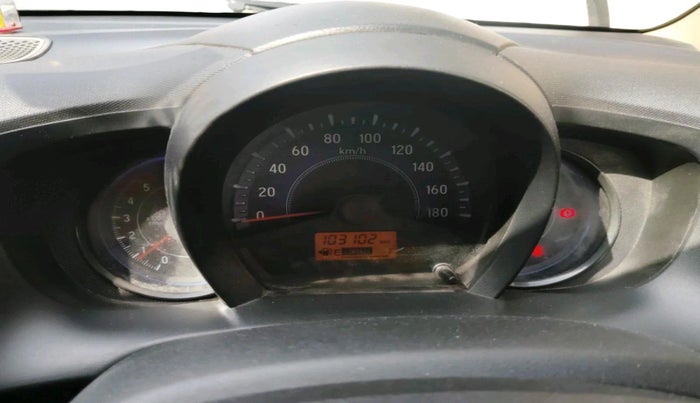 2014 Honda Mobilio 1.5L I-DTEC V, Diesel, Manual, 1,03,102 km, interior