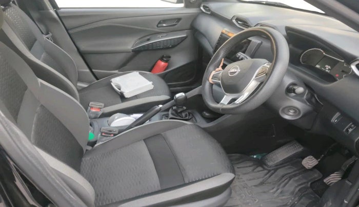 2025 Nissan MAGNITE Visia EZ-Shift, Petrol, Automatic, 13,528 km, interior