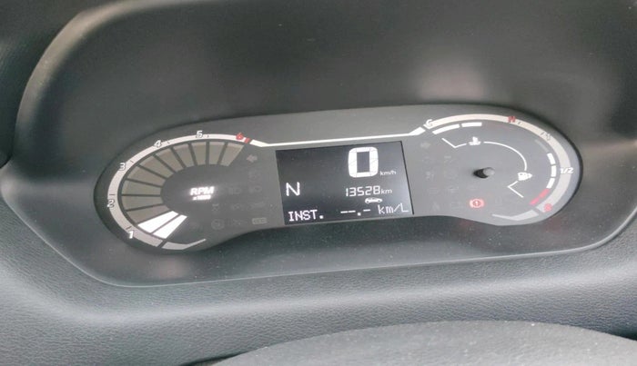 2025 Nissan MAGNITE Visia EZ-Shift, Petrol, Automatic, 13,528 km, interior