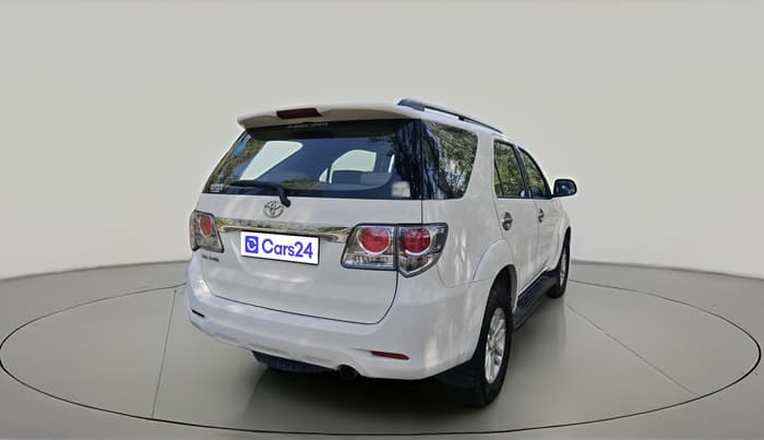 2013 Toyota Fortuner 3.0 4X2 MT, Diesel, Manual, 1,76,582 km, exterior