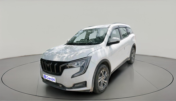 2024 Mahindra XUV700 AX 5 P MT 7 STR, Petrol, Manual, 21,197 km, exterior