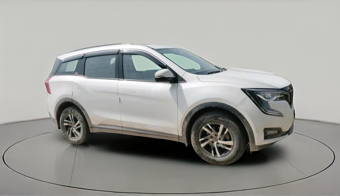 2024 Mahindra XUV700 AX 5 P MT 7 STR, Petrol, Manual, 21,197 km, exterior