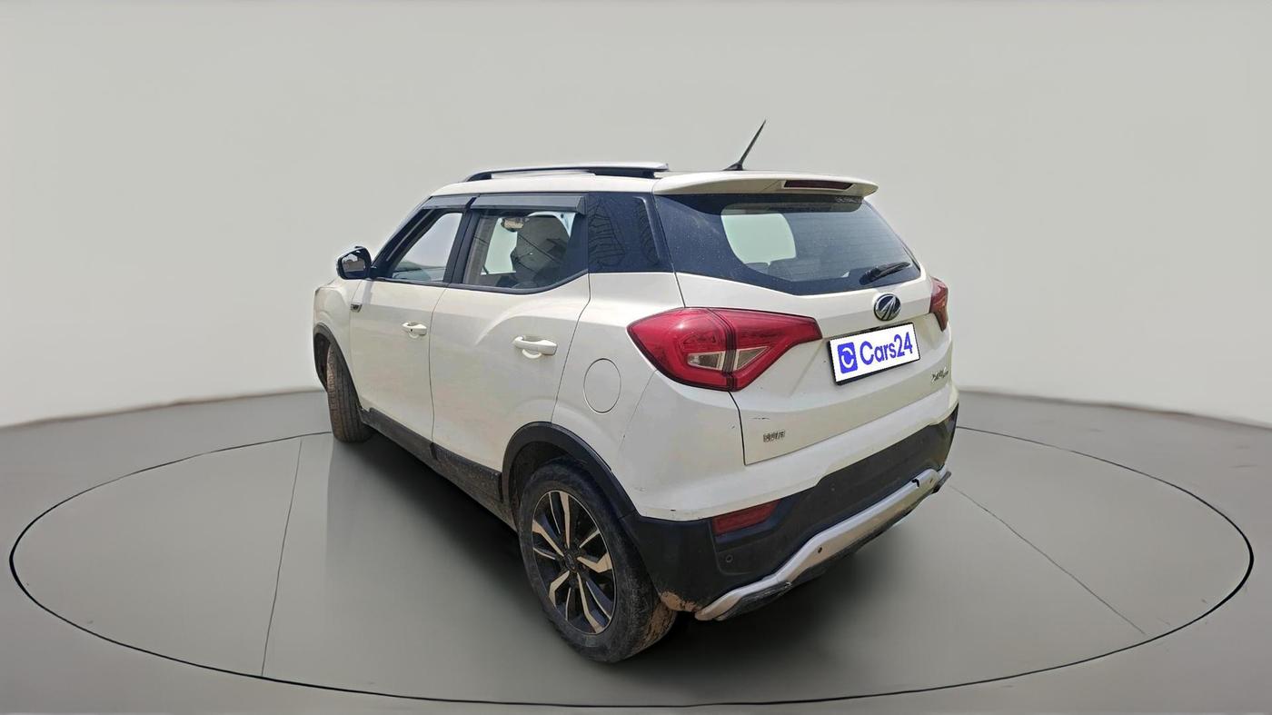 2019 Mahindra XUV300 W8 (O) 1.5 DIESEL, Diesel, Manual, 1,01,425 km, exterior
