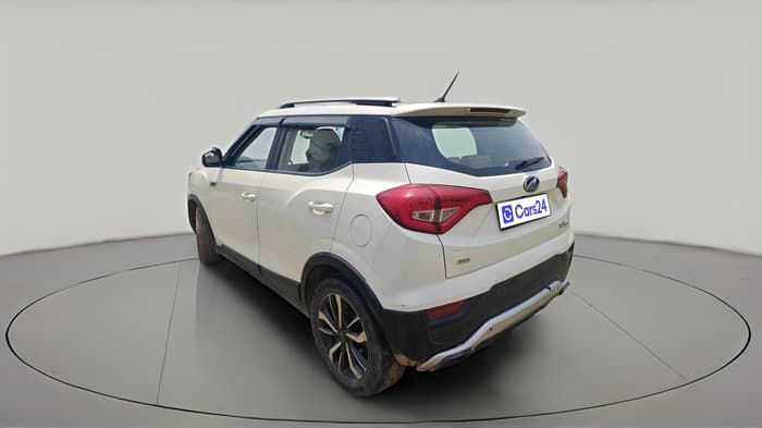 2019 Mahindra XUV300 W8 (O) 1.5 DIESEL, Diesel, Manual, 1,01,425 km, exterior