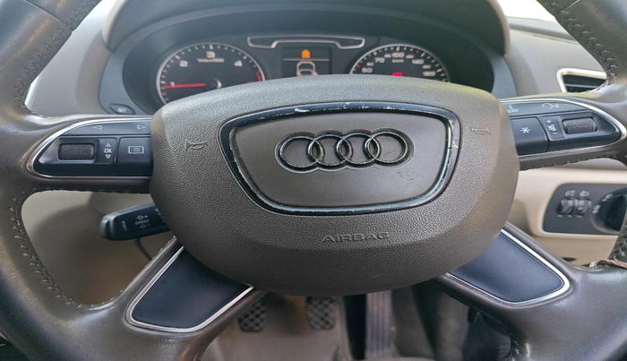 2014 Audi Q3 2.0 TDI, Diesel, Automatic, 93,789 km, interior