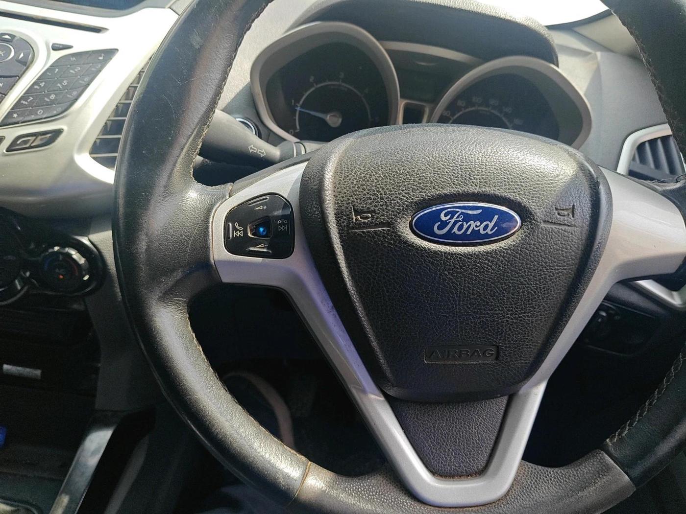 2014 Ford Ecosport TITANIUM 1.5L DIESEL, Diesel, Manual, 1,07,412 km, interior