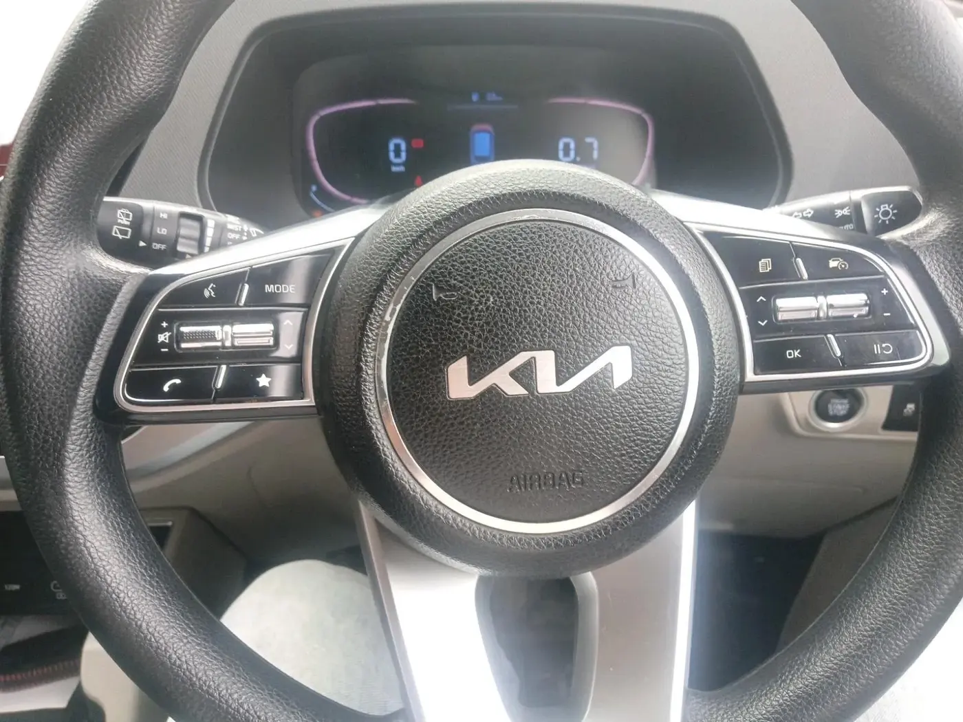 2022 KIA CARENS PRESTIGE PLUS 1.5 DIESEL 7 STR, Diesel, Manual, 62,148 km, interior