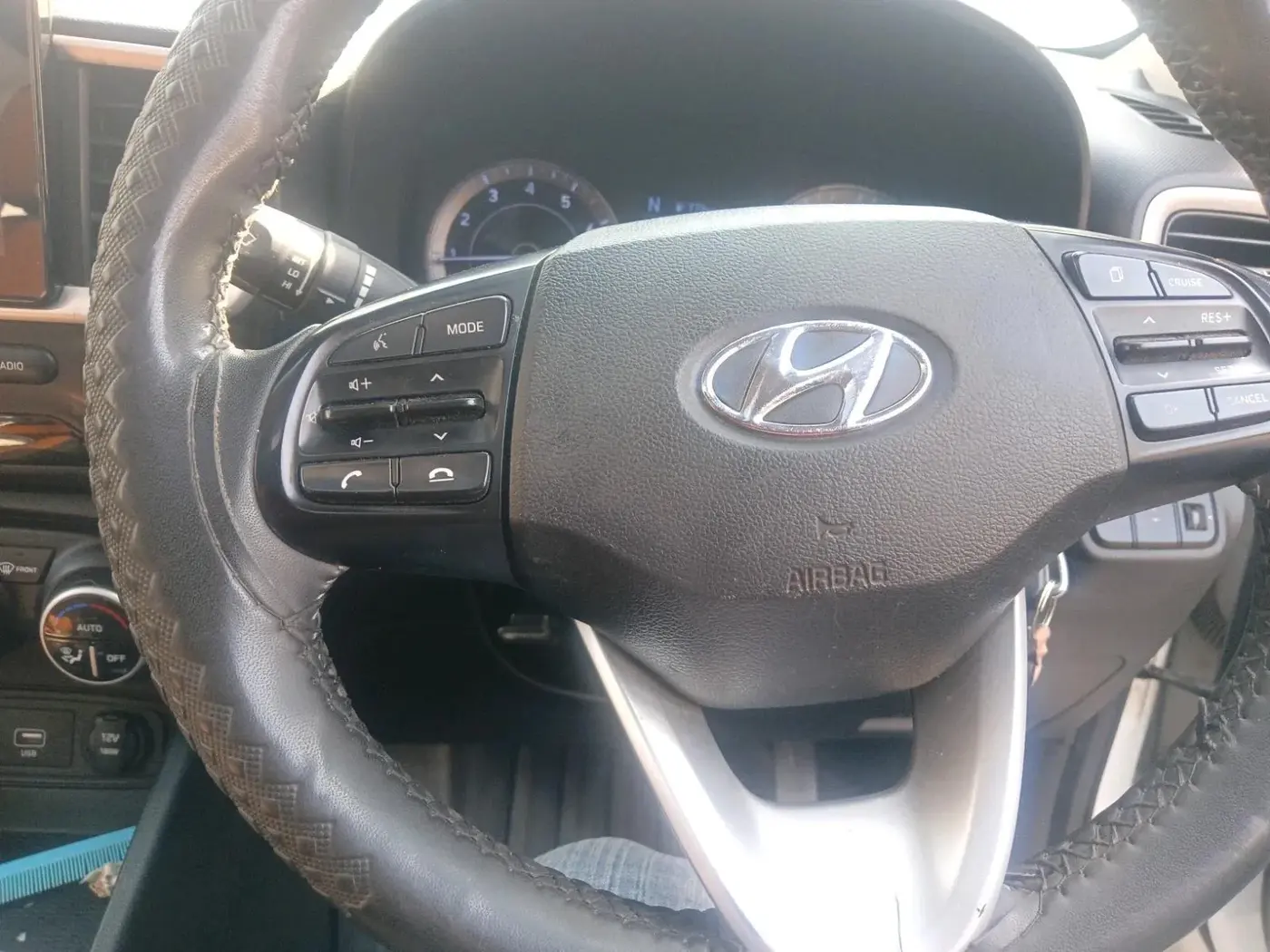 2021 Hyundai VENUE SX 1.0 TURBO IMT, Petrol, Manual, 61,335 km, interior
