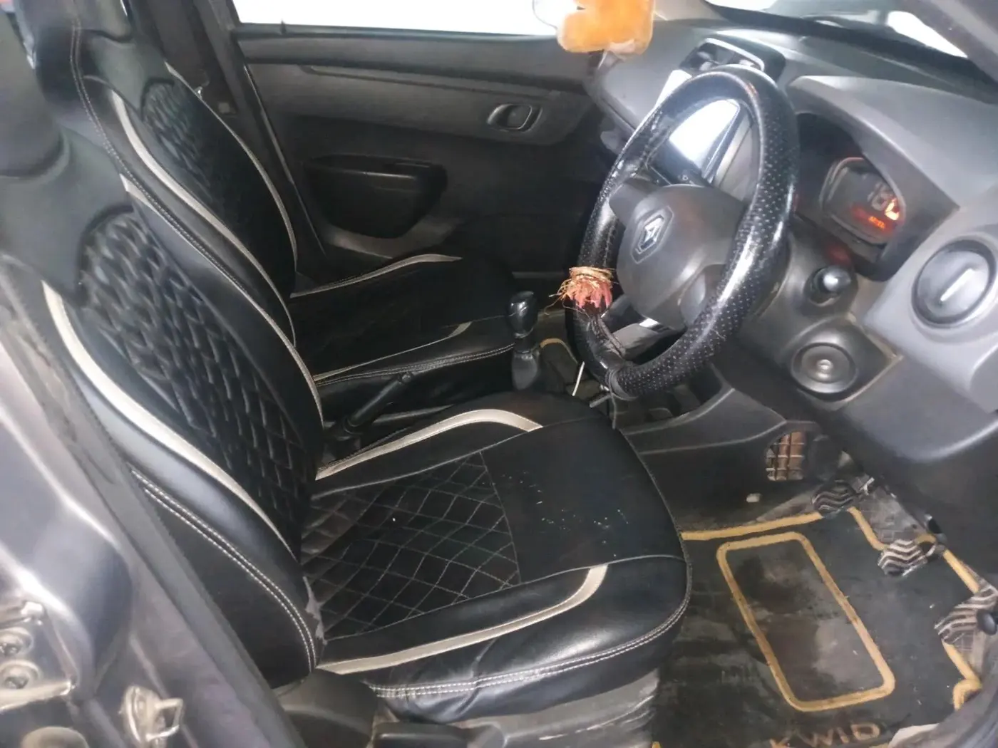 2018 Renault Kwid RXT 0.8, Petrol, Manual, 82,193 km, interior