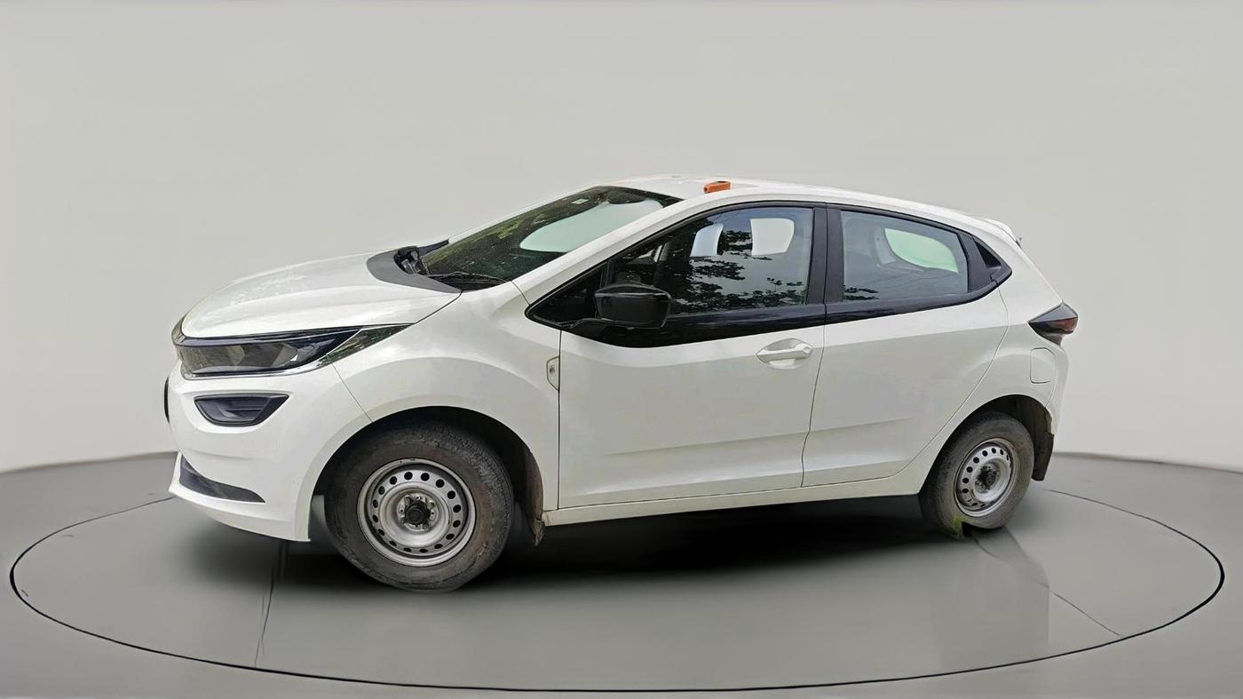 2022 Tata ALTROZ XE DIESEL, Diesel, Manual, 45,141 km, exterior