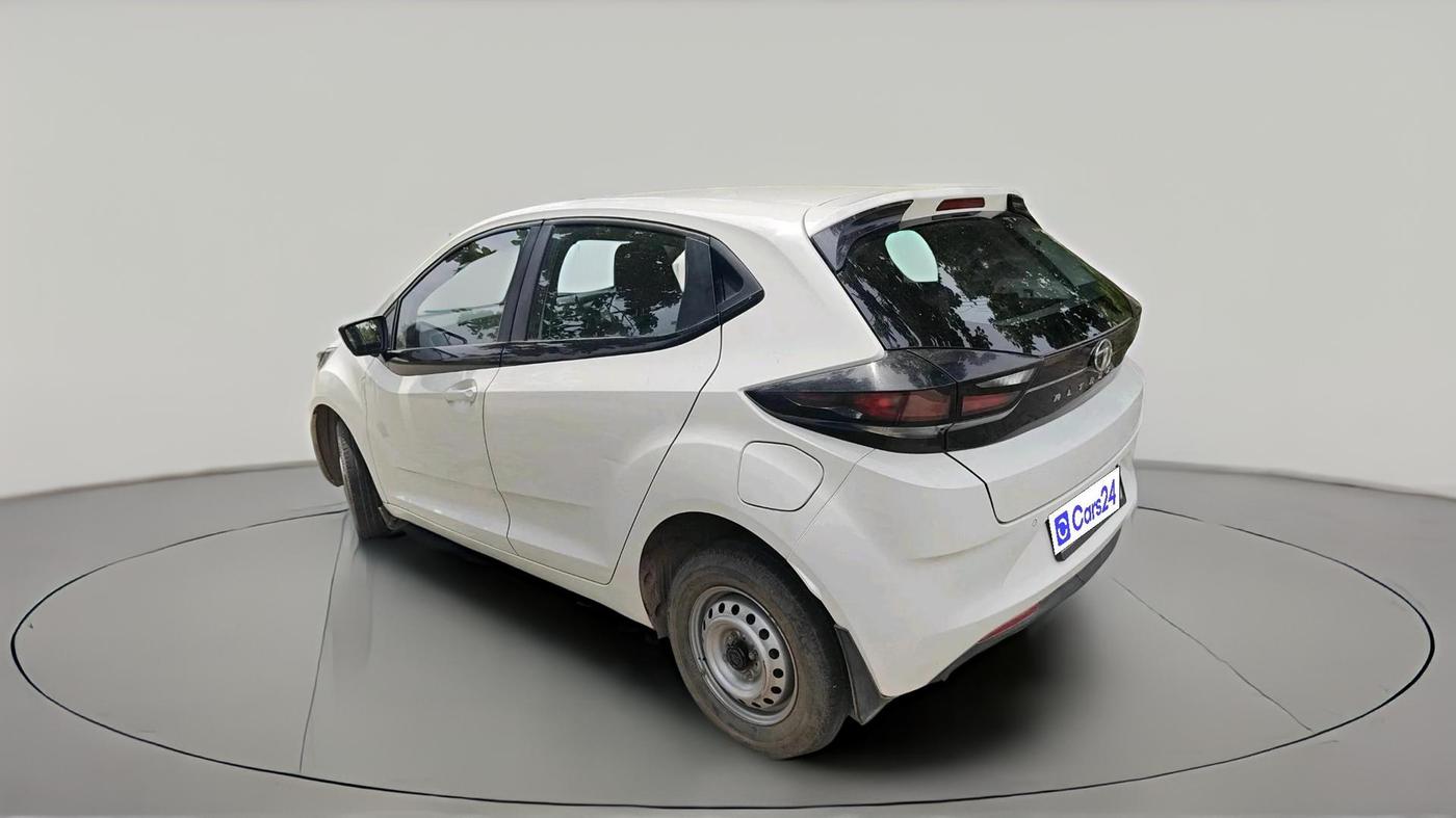 2022 Tata ALTROZ XE DIESEL, Diesel, Manual, 45,141 km, exterior