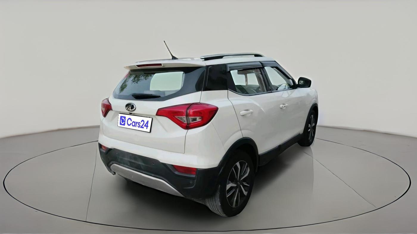 2019 Mahindra XUV300 W8 (O) 1.5 DIESEL, Diesel, Manual, 1,44,236 km, exterior