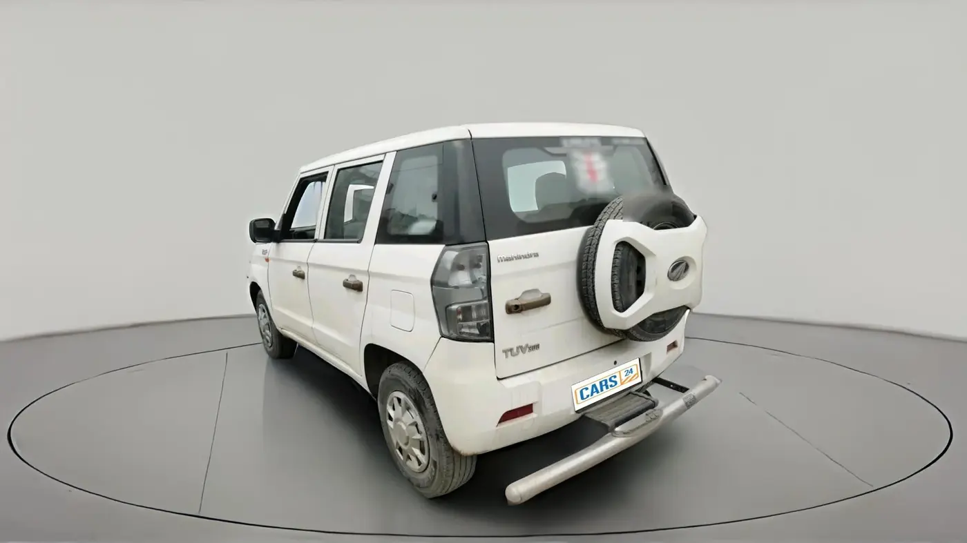 2019 Mahindra TUV300 T4 PLUS, Diesel, Manual, 49,165 km, exterior