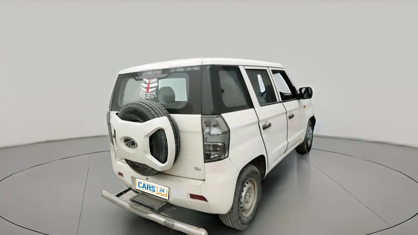 2019 Mahindra TUV300 T4 PLUS, Diesel, Manual, 49,165 km, exterior