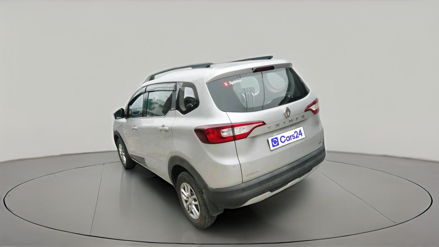 2020 Renault TRIBER RXT, Petrol, Manual, 1,20,928 km, exterior