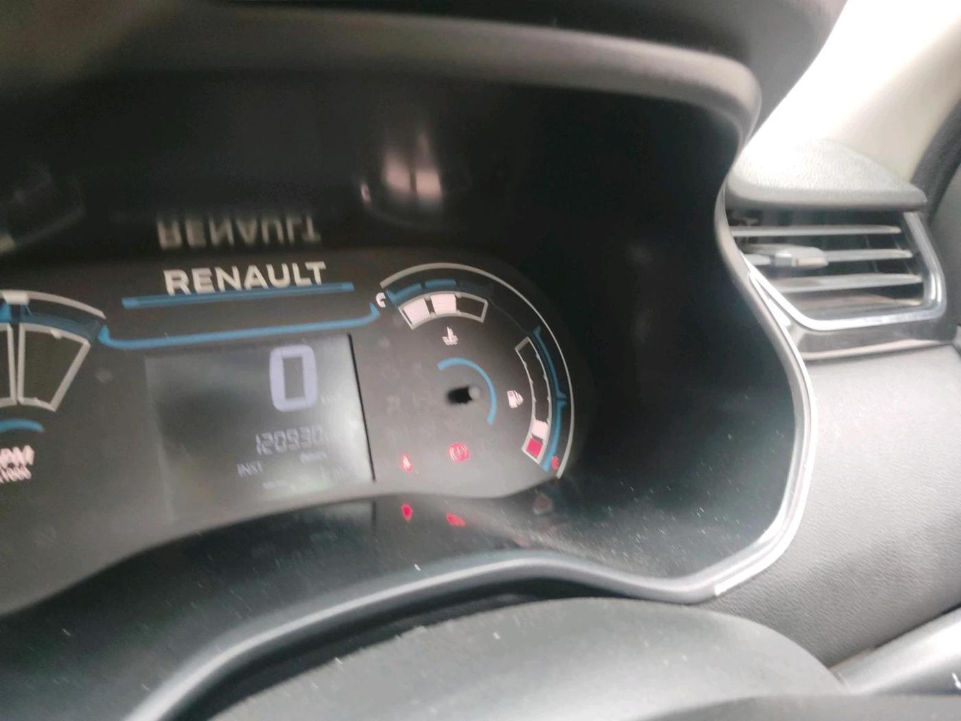 2020 Renault TRIBER RXT, Petrol, Manual, 1,20,928 km, interior