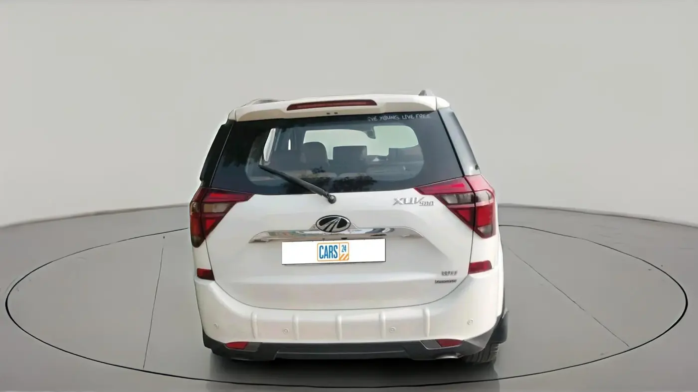 2019 Mahindra XUV500 W11 AT, Diesel, Automatic, 1,05,600 km, exterior