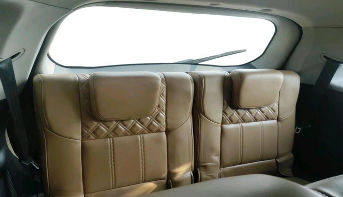 2019 Mahindra XUV500 W11 AT, Diesel, Automatic, 1,05,600 km, interior