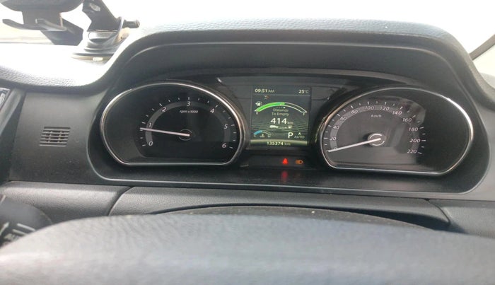 2018 Tata Hexa XTA 4X2 6 STR, Diesel, Automatic, 1,35,374 km, interior