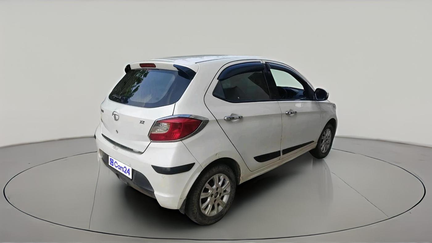 2018 Tata Tiago XZ PETROL, Petrol, Manual, 1,09,807 km, exterior