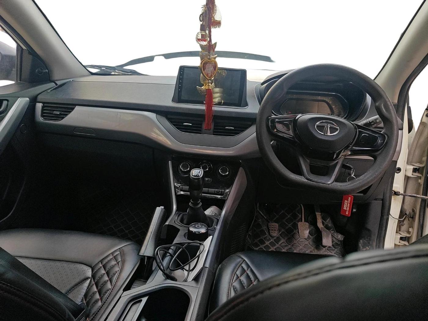 2023 Tata NEXON XE PETROL, Petrol, Manual, 24,196 km, interior