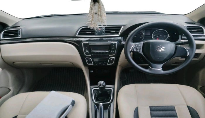2017 Maruti Ciaz DELTA 1.4 MT PETROL, Petrol, Manual, 95,386 km, interior
