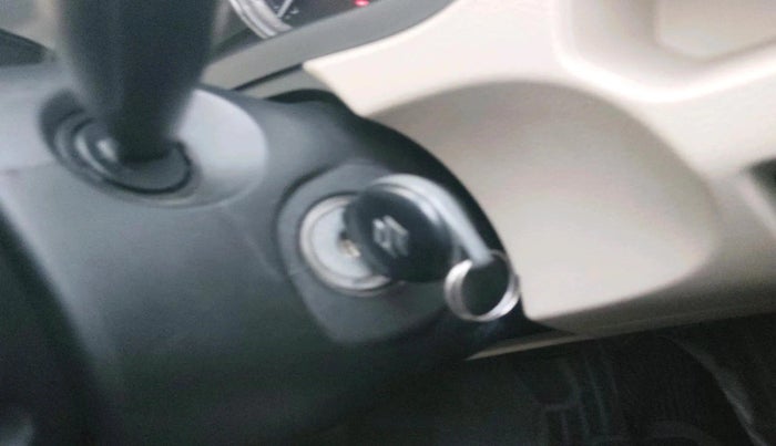 2017 Maruti Ciaz DELTA 1.4 MT PETROL, Petrol, Manual, 95,386 km, interior