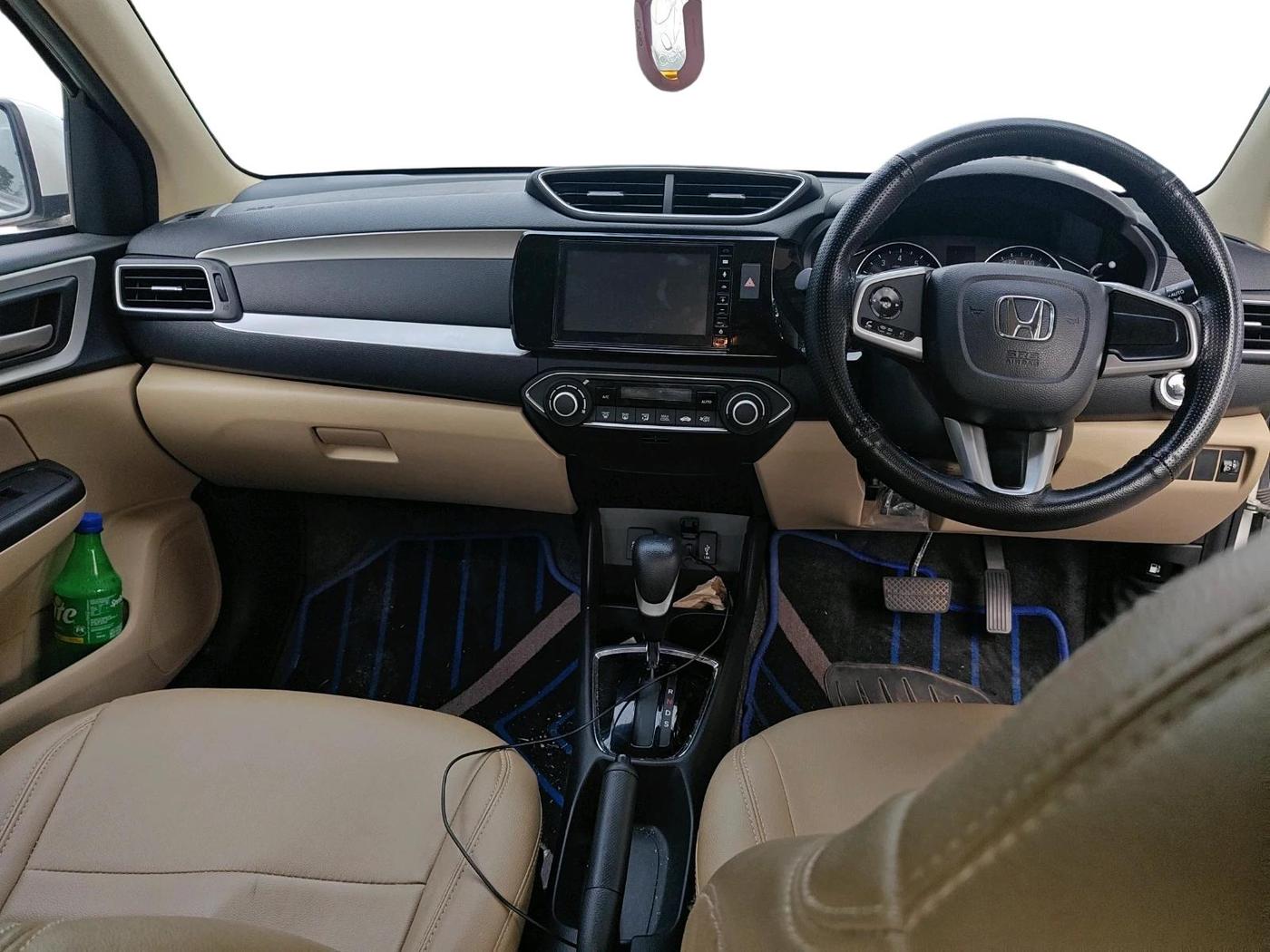 2024 Honda Amaze 1.2L I-VTEC VX CVT, Petrol, Automatic, 6,306 km, interior