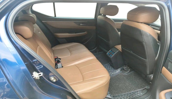 2023 Honda ELEVATE ZX MT, Petrol, Manual, 10,606 km, interior