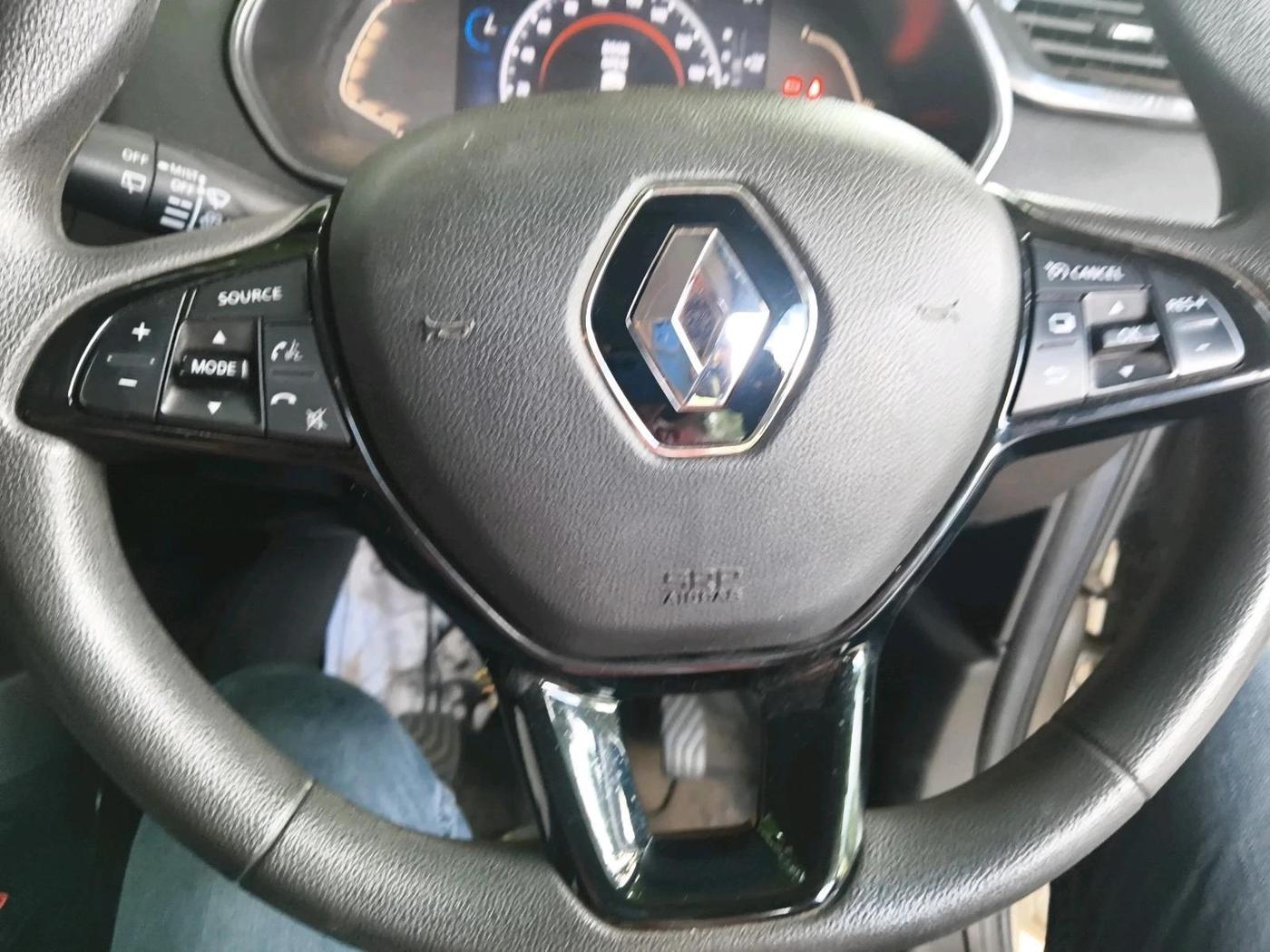 2022 Renault Kiger RXZ TURBO MT, Petrol, Manual, 26,646 km, interior