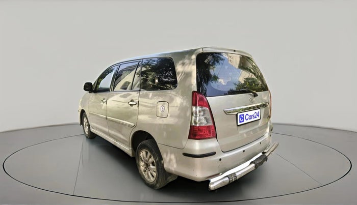 2013 Toyota Innova 2.5 VX 7 STR, Diesel, Manual, 1,61,479 km, exterior