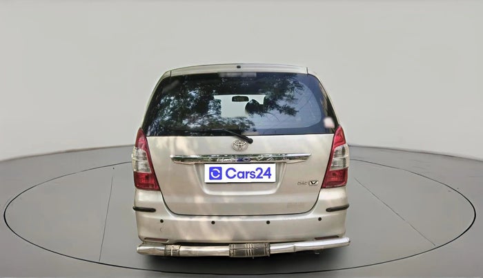 2013 Toyota Innova 2.5 VX 7 STR, Diesel, Manual, 1,61,479 km, exterior