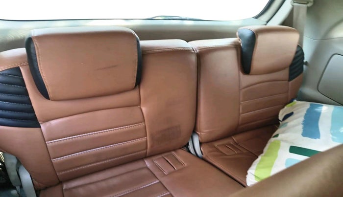 2013 Toyota Innova 2.5 VX 7 STR, Diesel, Manual, 1,61,479 km, interior