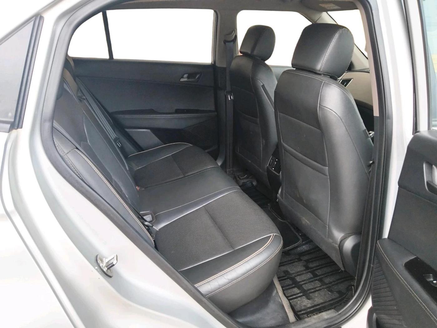 2016 Hyundai Creta SX (O) 1.6 DIESEL, Diesel, Manual, 1,33,012 km, interior