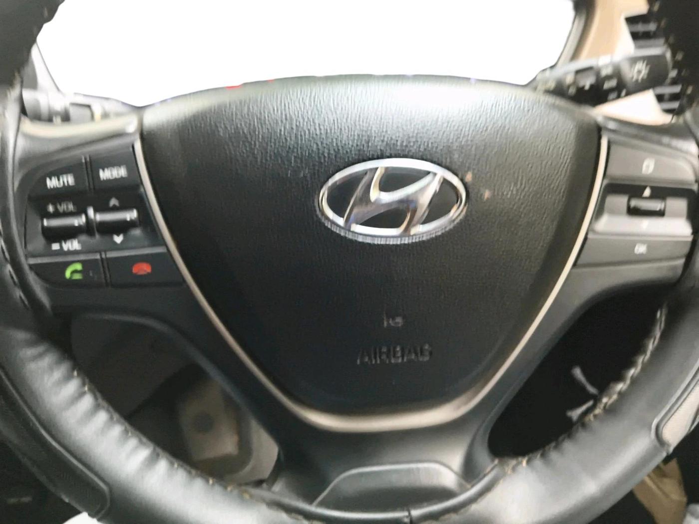 2015 Hyundai Elite i20 ASTA 1.2, Petrol, Manual, 68,070 km, interior
