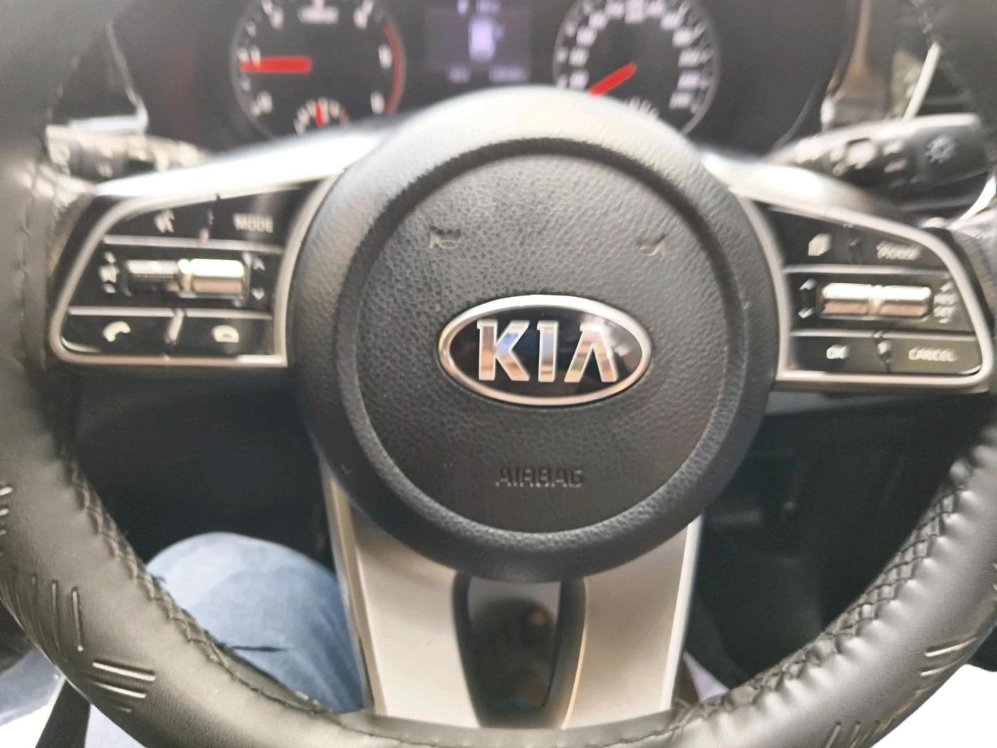 2020 KIA SELTOS HTK PLUS 1.5 DIESEL, Diesel, Manual, 1,34,088 km, interior