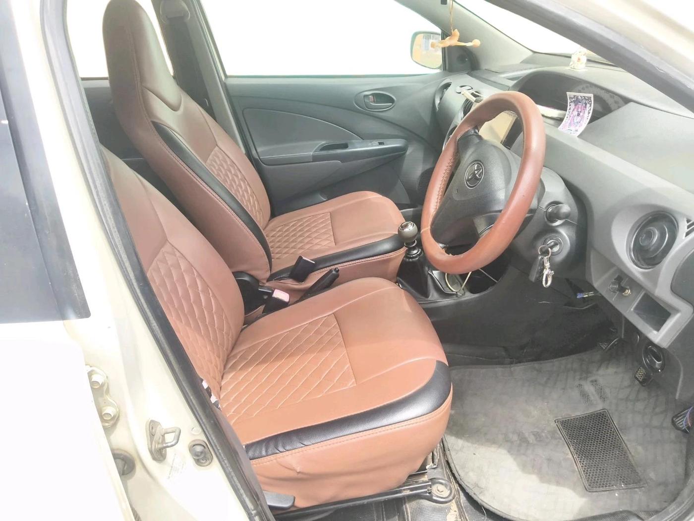 2012 Toyota Etios Liva GD, Diesel, Manual, 1 km, interior