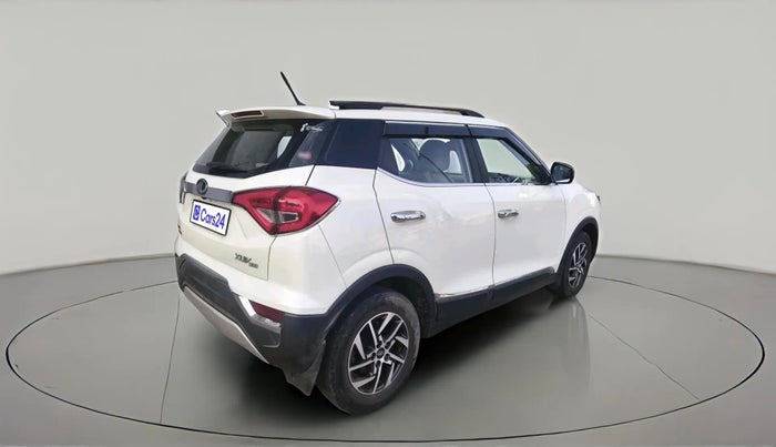 2022 Mahindra XUV300 W8 (O) 1.5 DIESEL AMT, Diesel, Automatic, 54,779 km, exterior