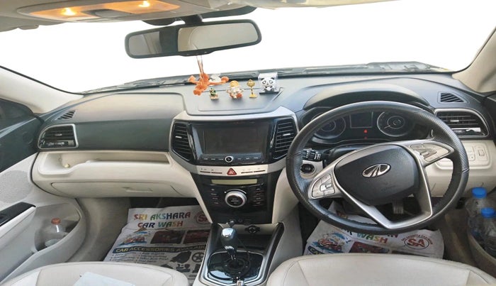 2022 Mahindra XUV300 W8 (O) 1.5 DIESEL AMT, Diesel, Automatic, 54,779 km, interior