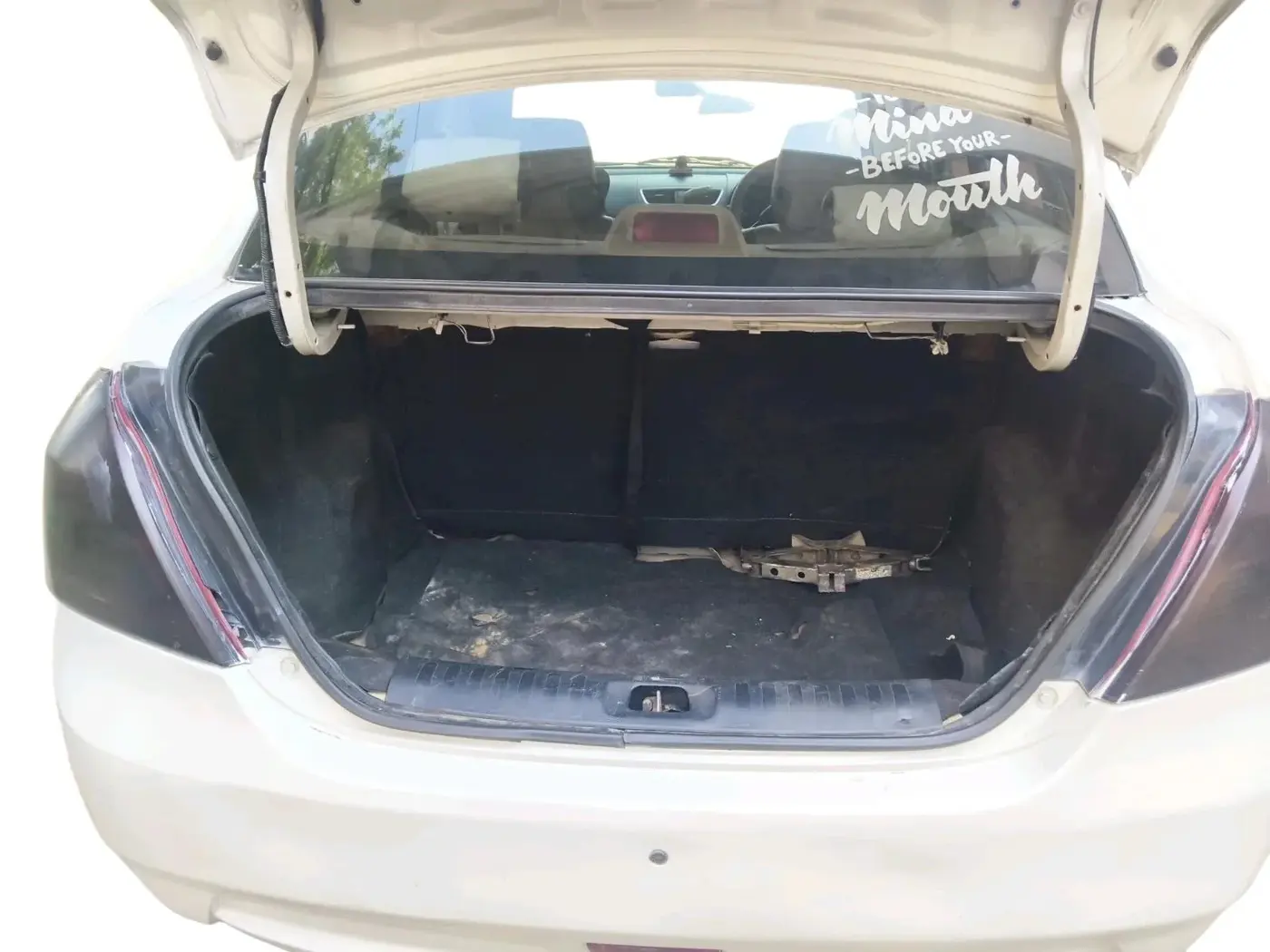 2013 Maruti Swift Dzire VDI, Diesel, Manual, 1,42,048 km, exterior