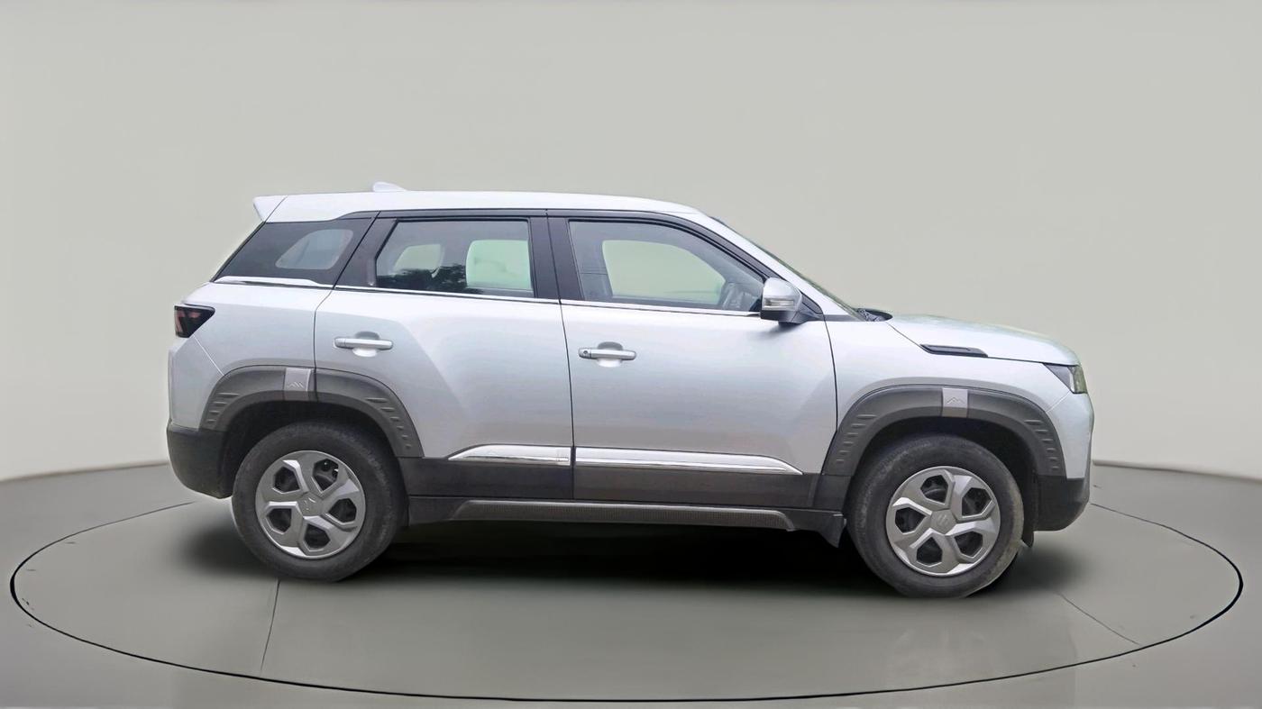 2023 Maruti BREZZA LXI S- CNG, CNG, Manual, 1,25,564 km, exterior