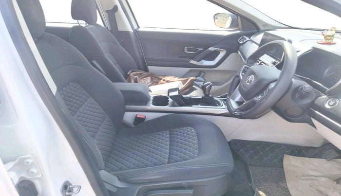 2021 Tata Safari XT, Diesel, Manual, 70,000 km, interior
