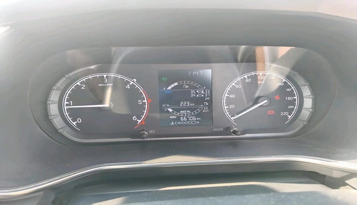 2021 Tata Safari XT, Diesel, Manual, 70,000 km, interior