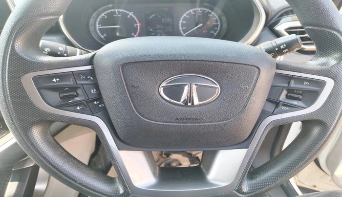 2021 Tata Safari XT, Diesel, Manual, 70,000 km, interior