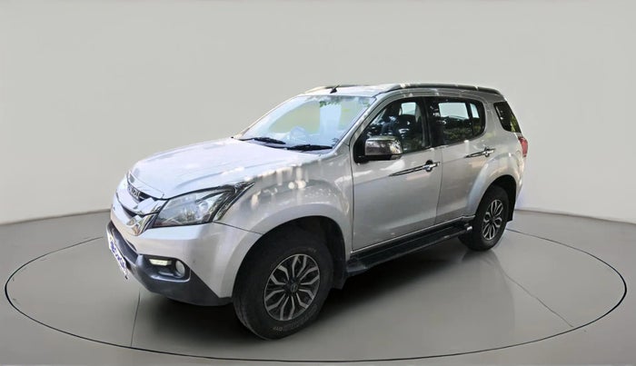 2018 ISUZU MU-X 4x2 AT, Diesel, Automatic, 1,96,536 km, exterior