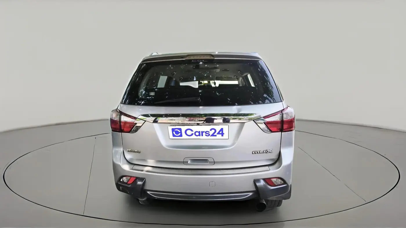 2018 ISUZU MU-X 4x2 AT, Diesel, Automatic, 1,96,536 km, exterior
