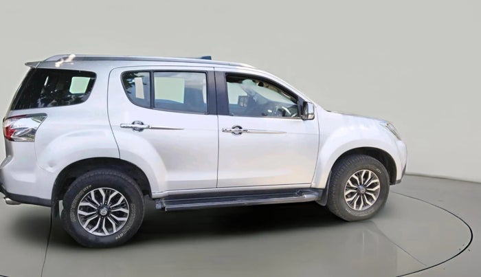 2018 ISUZU MU-X 4x2 AT, Diesel, Automatic, 1,96,536 km, exterior