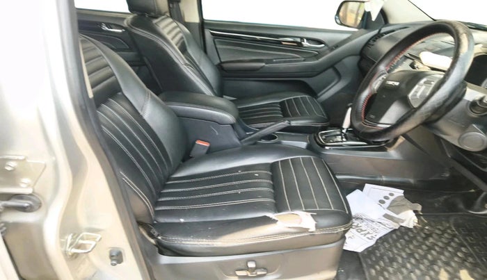2018 ISUZU MU-X 4x2 AT, Diesel, Automatic, 1,96,536 km, interior