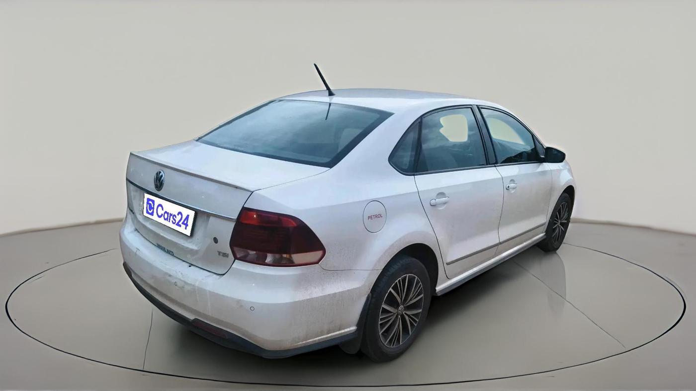 2020 Volkswagen Vento HIGHLINE 1.0L TSI, Petrol, Manual, 62,580 km, exterior
